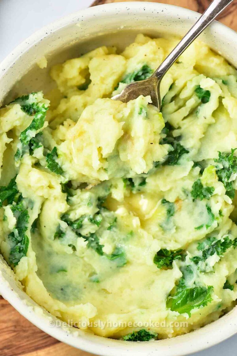 Colcannon with kale (Irish mashed potatoes) - Deliciously Home Cooked