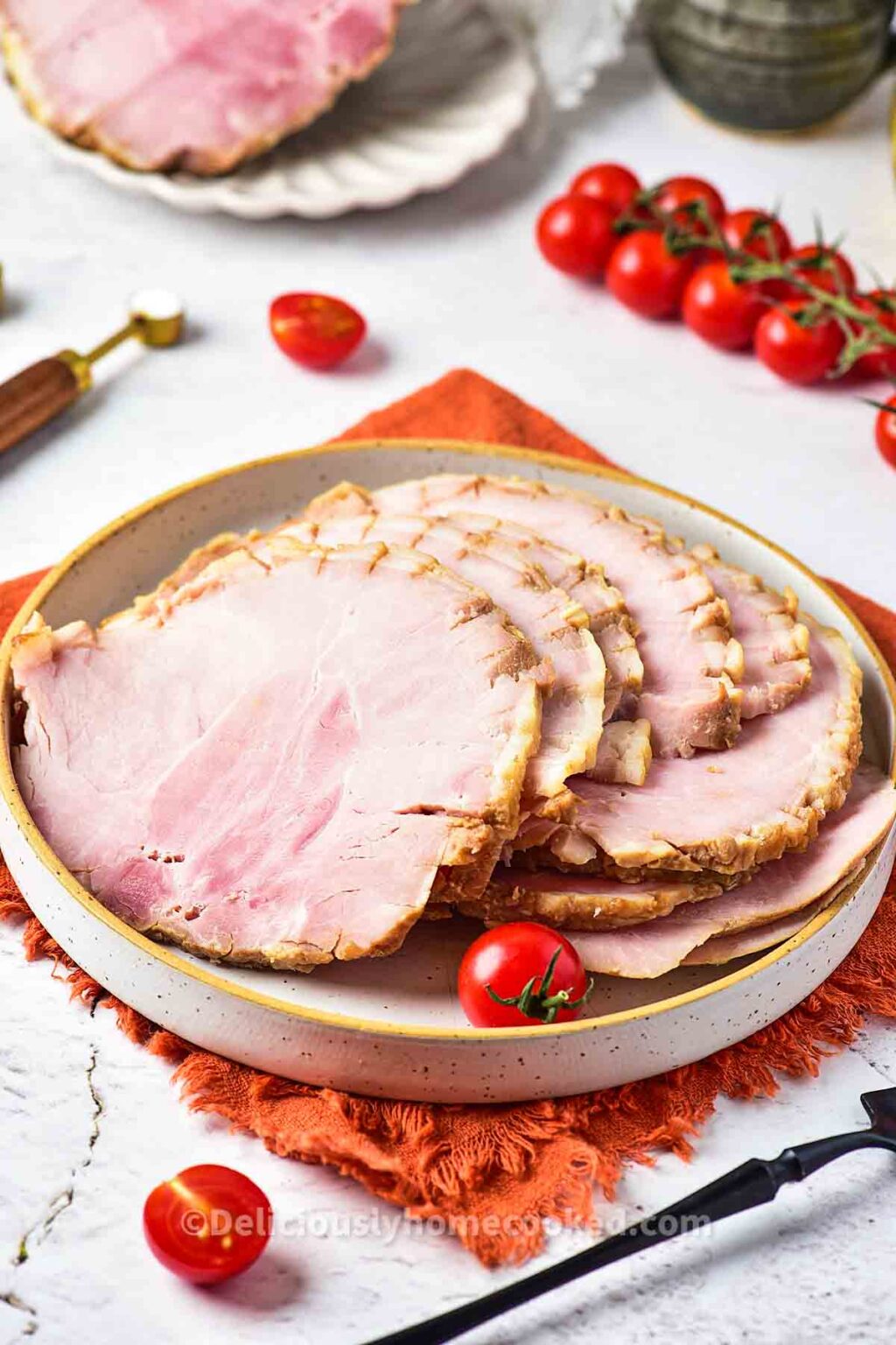 Slow cooker Honey glazed ham - Deliciously Home Cooked