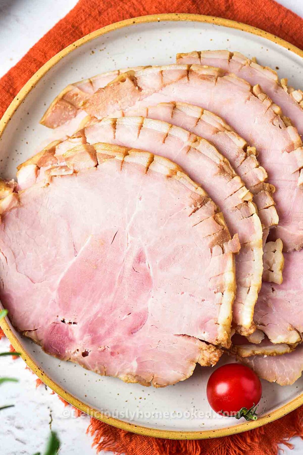 Slow cooker Honey glazed ham - Deliciously Home Cooked