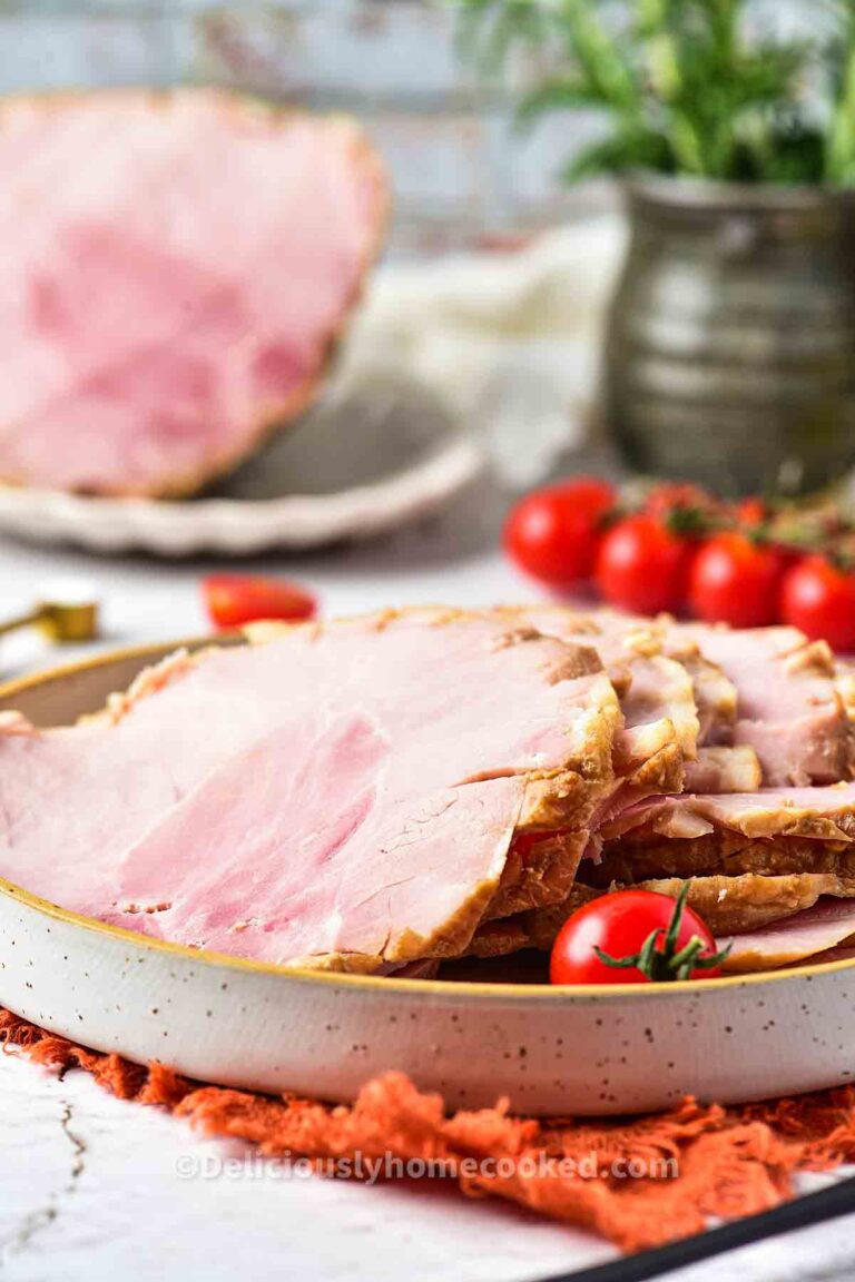 Slow cooker Honey glazed ham - Deliciously Home Cooked