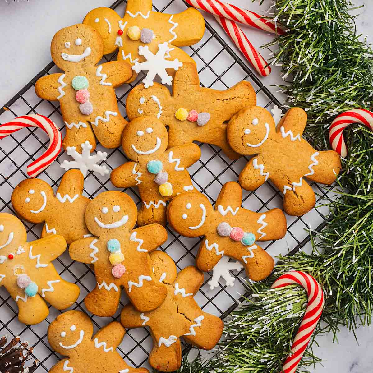 Air fryer gingerbread men cookies